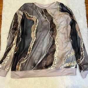 NWT Soft silky sweater with intricate design - size medium